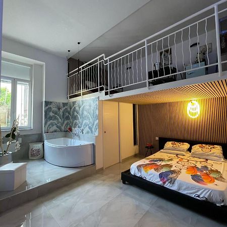 Apartmán Charm E Chic Neapol Exteriér fotografie